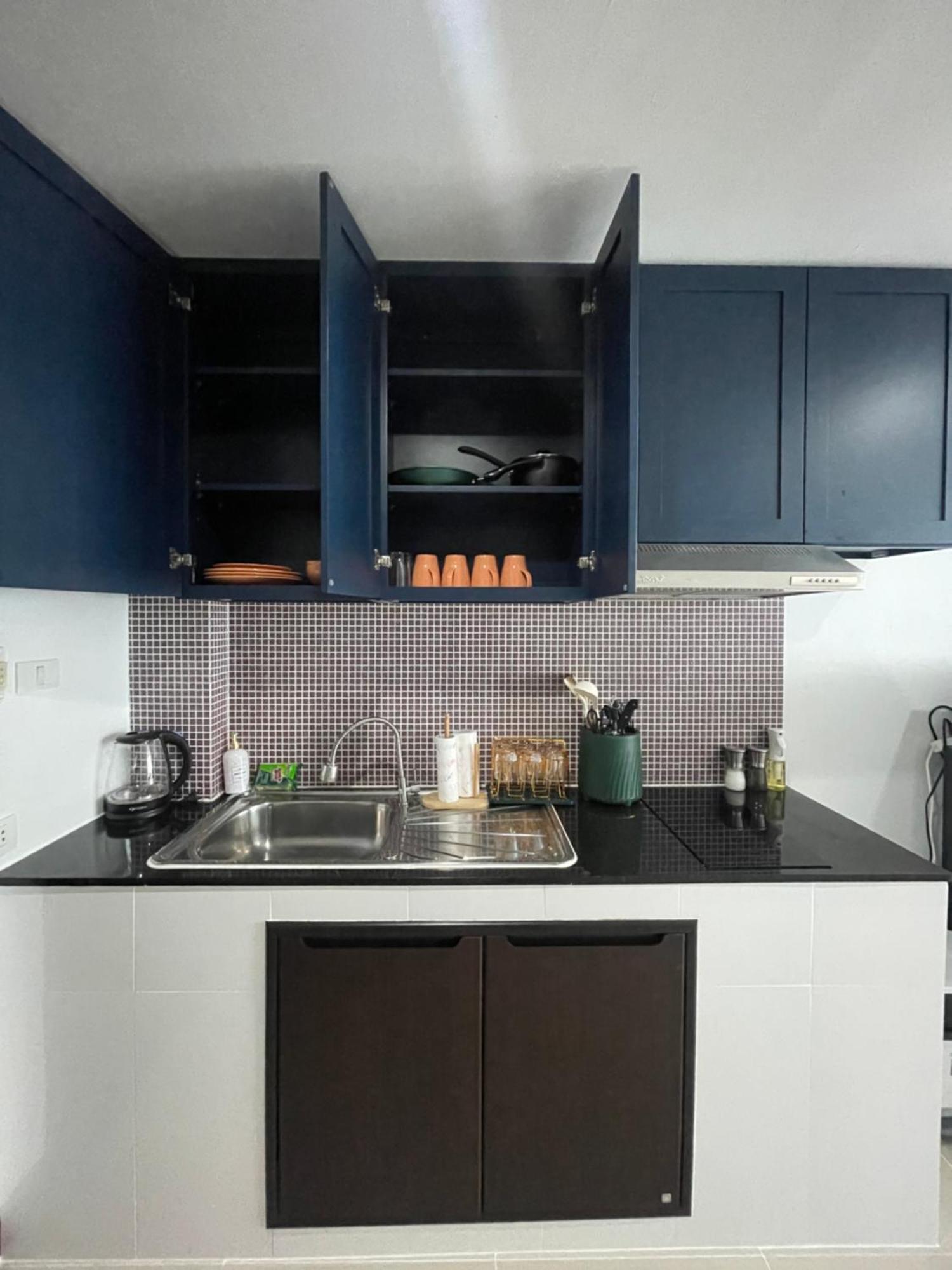 The Kris 2 Bedrooms 2 Bathrooms Apartment